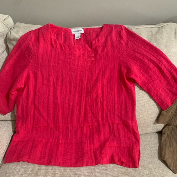 Two women’s tops never worn - Picture 6 of 7